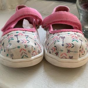 TOMS Toddler Shoe
